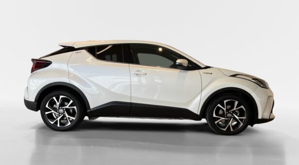 TOYOTA C-HR BERLINA CON PORTON 2.0 VVT I-HYBRID ADVANCE AUTO 184 5p