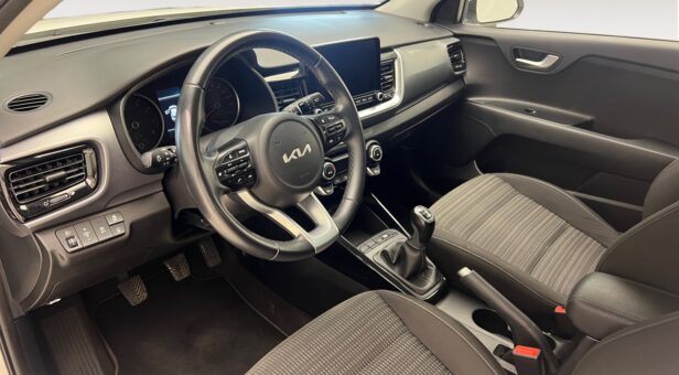 KIA STONIC TODOTERRENO 1.0 T-GDI MHEV IMT 74KW DRIVE 100 5p