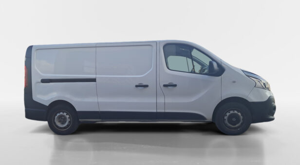 RENAULT TRAFIC FURGON 1.6 DCI 88KW PANEL VAN 27 L1H1 E6 120 4p