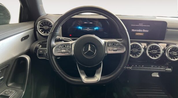 MERCEDES A-CLASS A 180 d COMPACTO