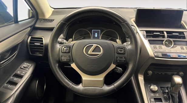 LEXUS NX 300h EXECUTIVE NAVIGATION 4WD AUTO 2.5 197 5p