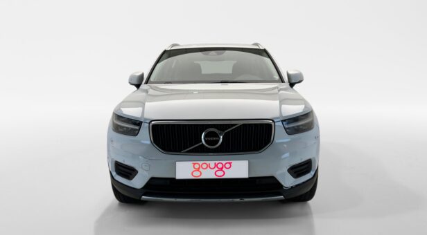 VOLVO XC40 MOMENTUM T3 1.5 AUTO 163CV 5p