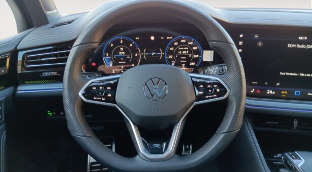 VOLKSWAGEN TOUAREG TODOTERRENO 3.0 TDI 210KW R-LINE AT 4WD 286 5p