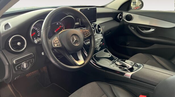 MERCEDES C-CLASS C 220 D