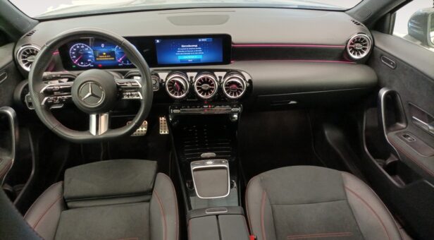 MERCEDES A-CLASS A 200 d COMPACTO