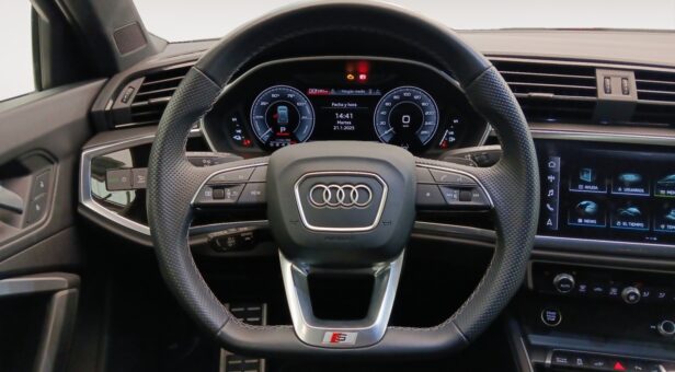 AUDI Q3 TODOTERRENO 1.4 45 TFSI E S TRONIC S LINE 245 5p