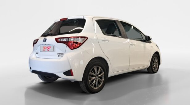 TOYOTA YARIS BERLINA CON PORTON 1.5 VVT-I HYBRID ACTIVE AUTO 100 5p