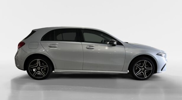 MERCEDES A-CLASS A 250 e COMPACTO