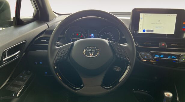 TOYOTA C-HR BERLINA CON PORTON 1.8 VVT-I HYBRID ADVANCE AUTO 122 5p