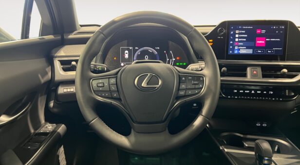 LEXUS UX HIBRIDO 300h UX+ 4×2