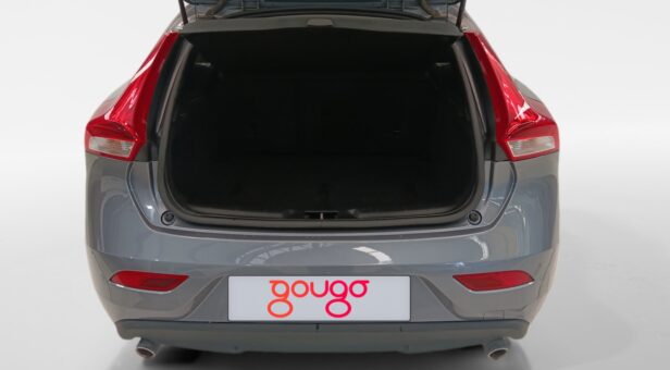 VOLVO V40 BERLINA CON PORTON 2.0 D2 MOMENTUM 120 5p