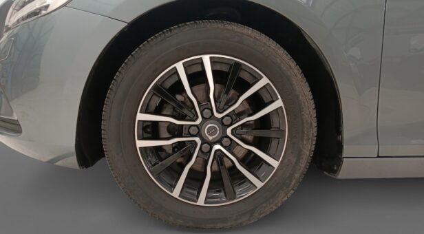 VOLVO V40 BERLINA CON PORTON 2.0 D2 MOMENTUM 120 5p