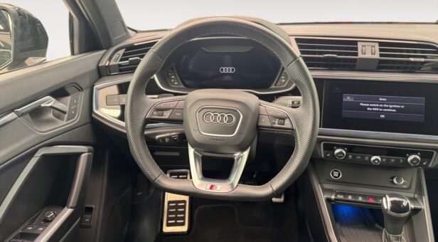 AUDI Q3 TODOTERRENO 2.0 35 TDI BLACK LINE 150 5p AUDI Q3 TODOTERRENO 2.0 35 TDI BLACK LINE 150 5p