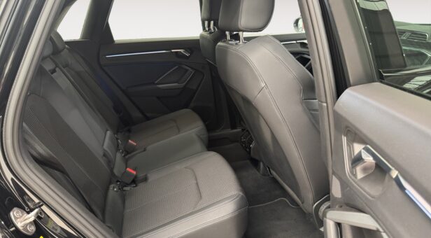 AUDI Q3 TODOTERRENO 2.0 35 TDI BLACK LINE 150 5p AUDI Q3 TODOTERRENO 2.0 35 TDI BLACK LINE 150 5p