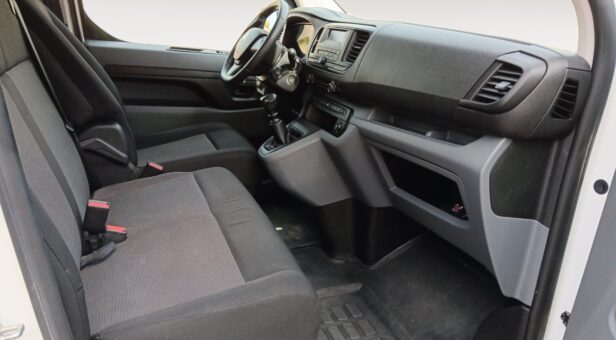 CITROEN JUMPY COMBI 1.5 BLUEHDI 120 S&S XL CONFORT 120 4P 9 Plazas