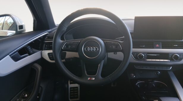 AUDI A4 FAMILIAR 2.0 35 TDI MHEV S TRONIC S LINE AVANT 163 5p AUDI A4 FAMILIAR 2.0 35 TDI MHEV S TRONIC S LINE AVANT 163 5p