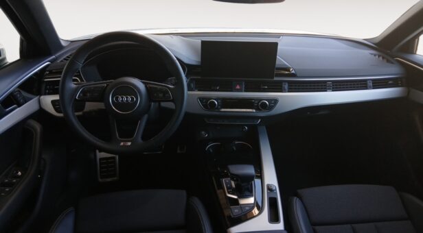 AUDI A4 FAMILIAR 2.0 35 TDI MHEV S TRONIC S LINE AVANT 163 5p AUDI A4 FAMILIAR 2.0 35 TDI MHEV S TRONIC S LINE AVANT 163 5p
