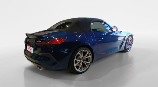 BMW Z4 BMW Z4 CABRIO 2.0 SDrive BMW Z4 BMW Z4 CABRIO 2.0 SDrive