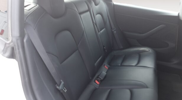 TESLA MODEL 3 SEDAN 75KWH PERFORMANCE 4WD 490 4p
