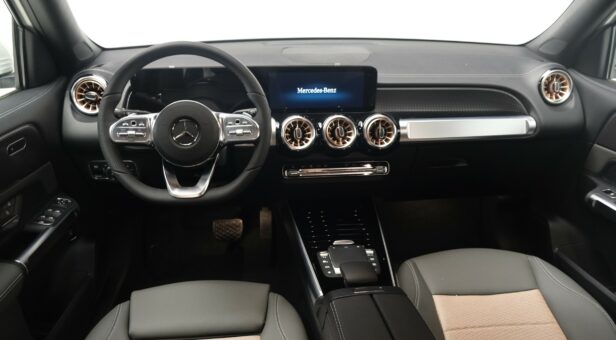 Mercedes EQB 250.