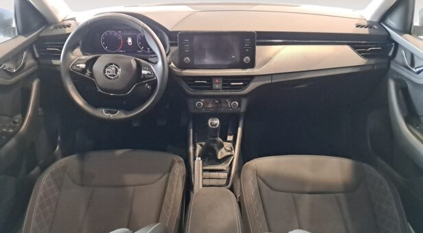 SKODA SCALA BERLINA CON PORTON 1.0 TSI 70KW AMBITION 95 5p