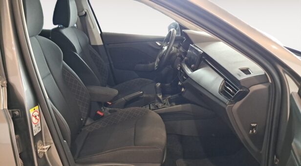 SKODA SCALA BERLINA CON PORTON 1.0 TSI 70KW AMBITION 95 5p