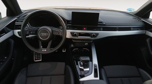 AUDI A4 FAMILIAR 2.0 35 TDI MHEV S TRONIC S LINE AVANT 163 5p AUDI A4 FAMILIAR 2.0 35 TDI MHEV S TRONIC S LINE AVANT 163 5p