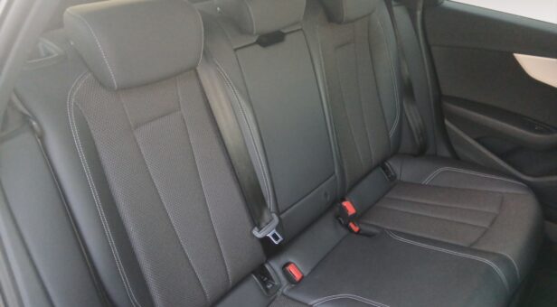 AUDI A4 FAMILIAR 2.0 35 TDI MHEV S TRONIC S LINE AVANT 163 5p AUDI A4 FAMILIAR 2.0 35 TDI MHEV S TRONIC S LINE AVANT 163 5p