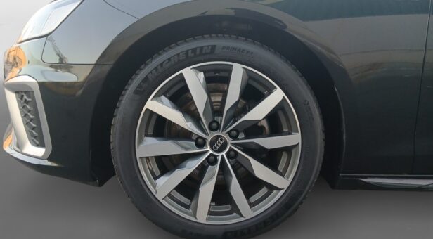 AUDI A4 FAMILIAR 2.0 35 TDI MHEV S TRONIC S LINE AVANT 163 5p AUDI A4 FAMILIAR 2.0 35 TDI MHEV S TRONIC S LINE AVANT 163 5p