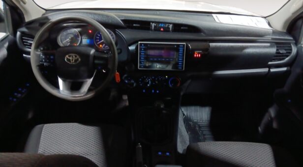 TOYOTA HILUX PICKUP 2.4 D-4D GX 4WD DOUBLE CAB 150 4p