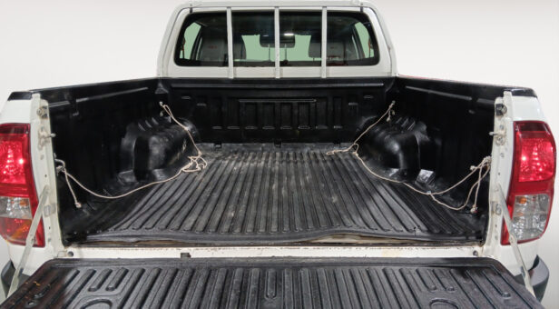 TOYOTA HILUX PICKUP 2.4 D-4D GX 4WD DOUBLE CAB 150 4p