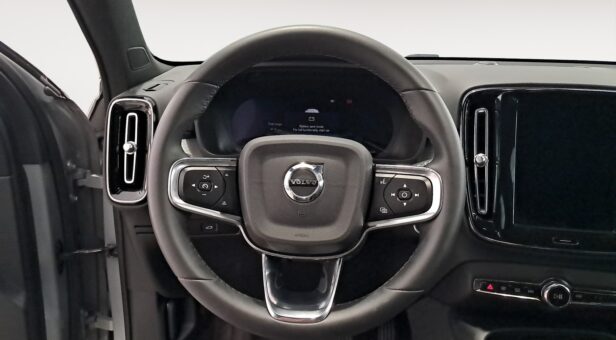 VOLVO XC40 TODOTERRENO 2.0 B3 CORE AUTO 163 5p