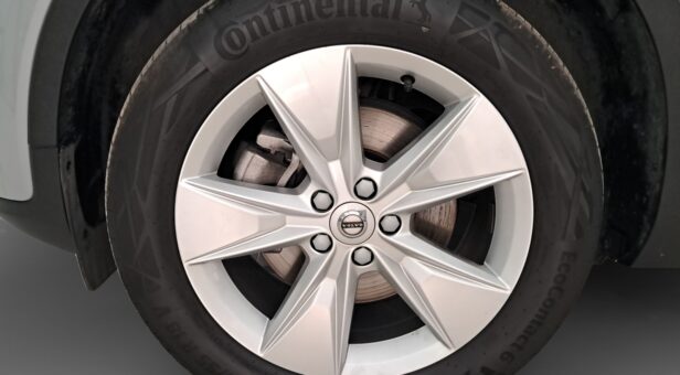 VOLVO XC40 TODOTERRENO 2.0 B3 CORE AUTO 163 5p