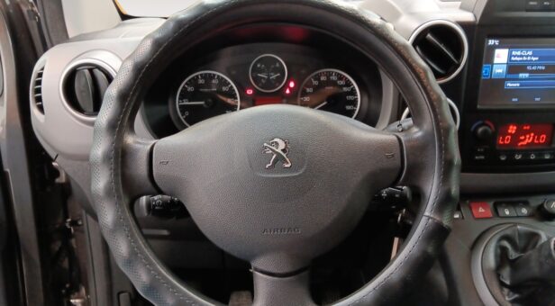 PEUGEOT PARTNER MONOVOLUMEN COMPACTO 1.6 BLUEHDI 100 STYLE 100 5p