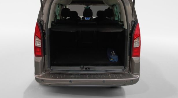 PEUGEOT PARTNER MONOVOLUMEN COMPACTO 1.6 BLUEHDI 100 STYLE 100 5p