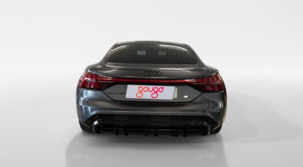 AUDI E-TRON GT SEDAN BEV 93KWH QUATTRO 476 4p