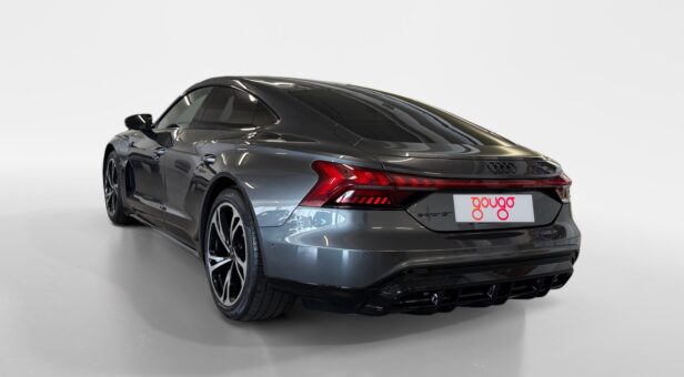 AUDI E-TRON GT SEDAN BEV 93KWH QUATTRO 476 4p