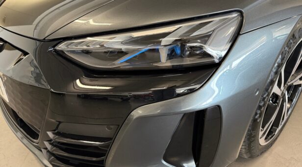 AUDI E-TRON GT SEDAN BEV 93KWH QUATTRO 476 4p AUDI E-TRON GT SEDAN BEV 93KWH QUATTRO 476 4p