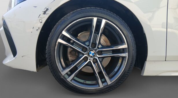 BMW SERIES 1 BERLINA CON PORTON 1.5 116D 116 5P
