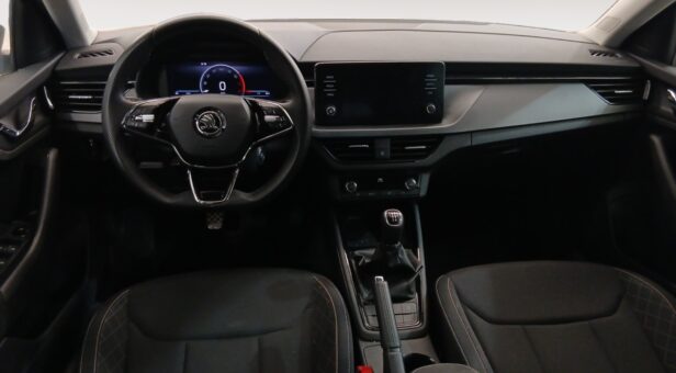 SKODA SCALA BERLINA CON PORTON 1.0 TSI 70KW AMBITION 95 5P
