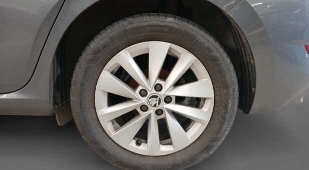 SKODA SCALA BERLINA CON PORTON 1.0 TSI 70KW AMBITION 95 5P