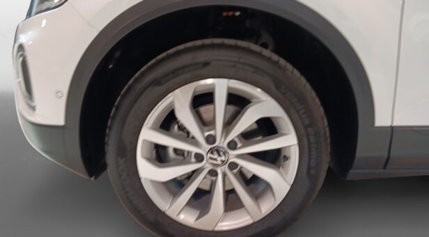 VOLKSWAGEN TROC «MáS» 2.0 TDI 85 KW (115 cv) 6 VEL.