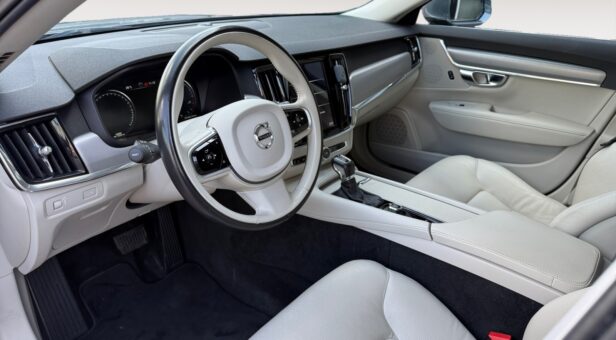 VOLVO V90 FAMILIAR 2.0 D4 INSCRIPTION AUTO 190 5p