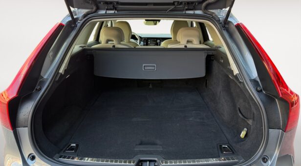 VOLVO V90 FAMILIAR 2.0 D4 INSCRIPTION AUTO 190 5p