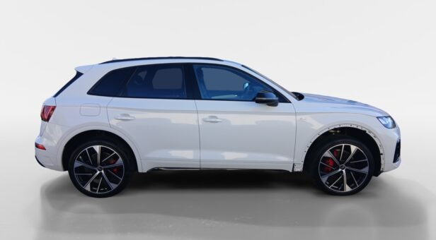 AUDI Q5 TODOTERRENO 2.0 40 TDI S TRONIC QUATTRO BLACK LINE 204 5p AUDI Q5 TODOTERRENO 2.0 40 TDI S TRONIC QUATTRO BLACK LINE 204 5p
