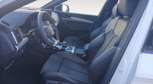 AUDI Q5 TODOTERRENO 2.0 40 TDI S TRONIC QUATTRO BLACK LINE 204 5p AUDI Q5 TODOTERRENO 2.0 40 TDI S TRONIC QUATTRO BLACK LINE 204 5p