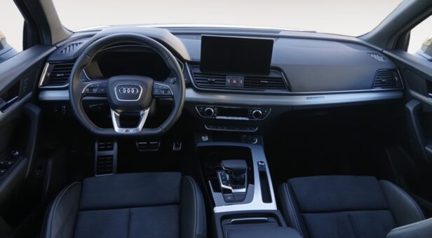 AUDI Q5 TODOTERRENO 2.0 40 TDI S TRONIC QUATTRO BLACK LINE 204 5p AUDI Q5 TODOTERRENO 2.0 40 TDI S TRONIC QUATTRO BLACK LINE 204 5p