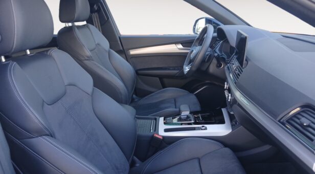 AUDI Q5 TODOTERRENO 2.0 40 TDI S TRONIC QUATTRO BLACK LINE 204 5p AUDI Q5 TODOTERRENO 2.0 40 TDI S TRONIC QUATTRO BLACK LINE 204 5p