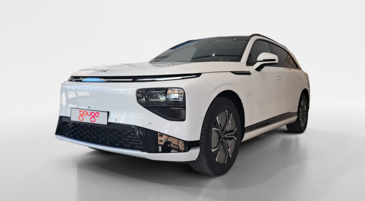 X-PENG X-PENG G9 XPENG G9 Standar Range RWD