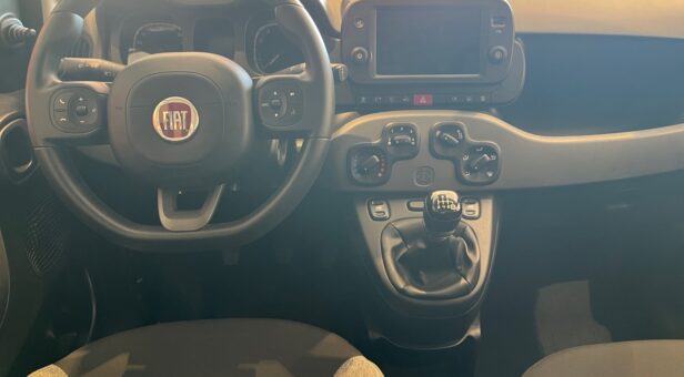 FIAT PANDA BERLINA CON PORTON 1.0 MHEV CITY LIFE 70 5p